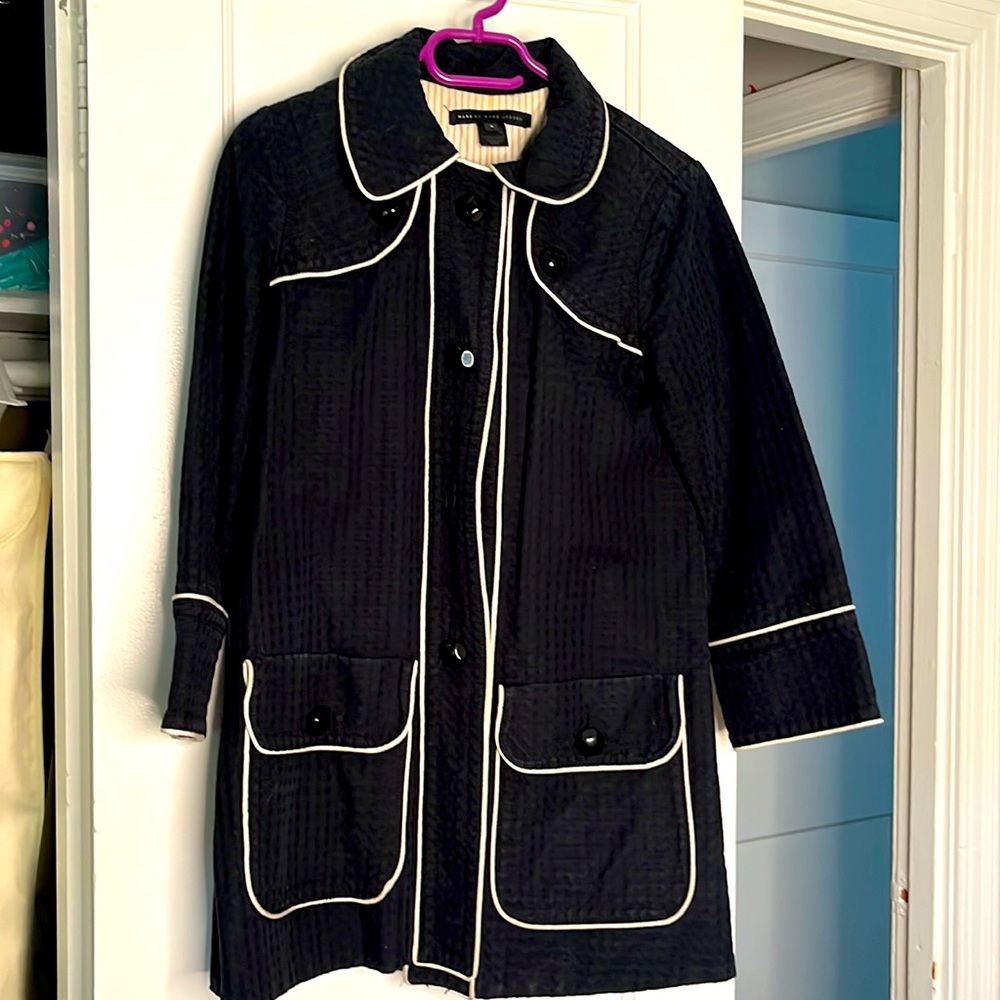 Marc by Marc Jacob’s white trimmed A-line coat size Small